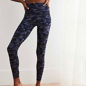 AERIE camo leggings